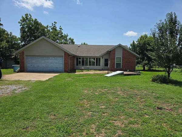 8 Acres of Land with Home for Sale in Shawnee, Oklahoma