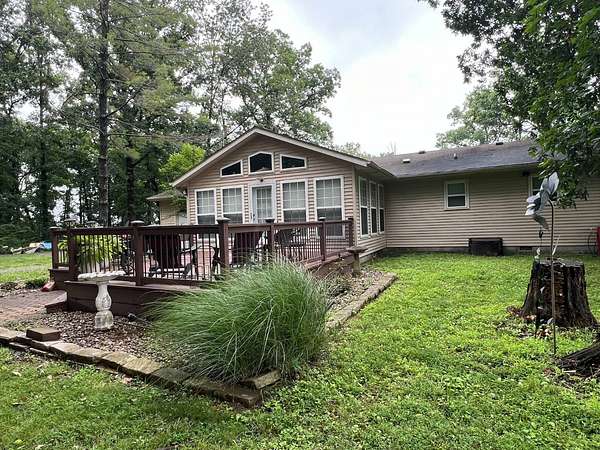 10 Acres of Recreational Land with Home for Auction in Woodlawn, Illinois