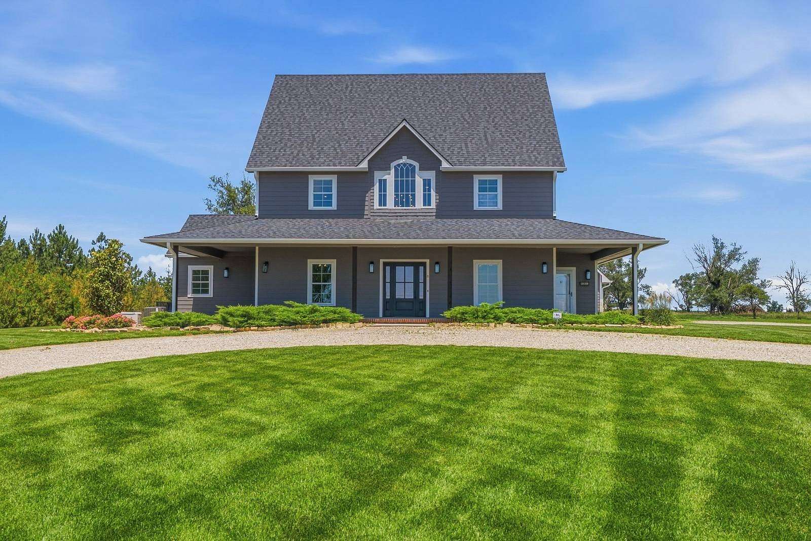 11.3 Acres of Land with Home for Sale in Hillsboro, Kansas