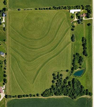 35 Acres of Agricultural & Residential Land for Sale in Wamego, Kansas