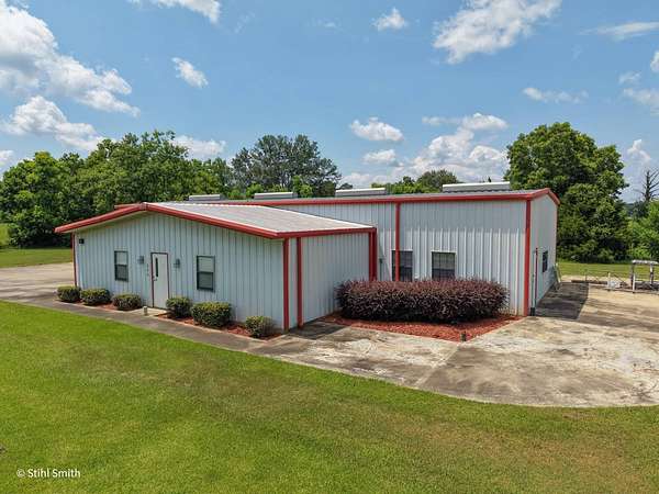 13 Acres of Improved Mixed-Use Land for Sale in Winnsboro, Louisiana