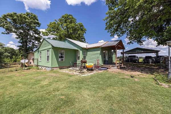 20 Acres of Land with Home for Sale in Byars, Oklahoma