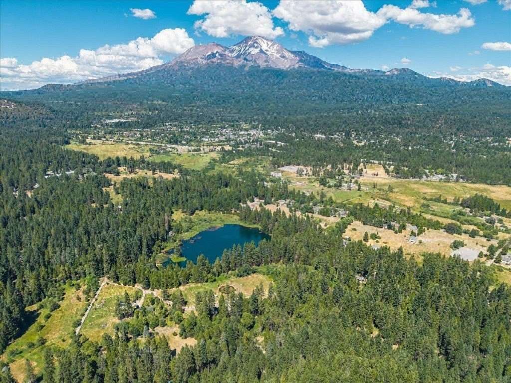 4.5 Acres of Residential Land for Sale in Mount Shasta, California