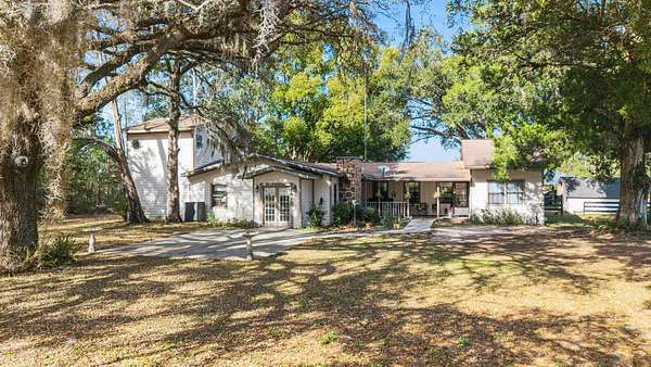 11 Acres of Land with Home for Sale in Dunnellon, Florida