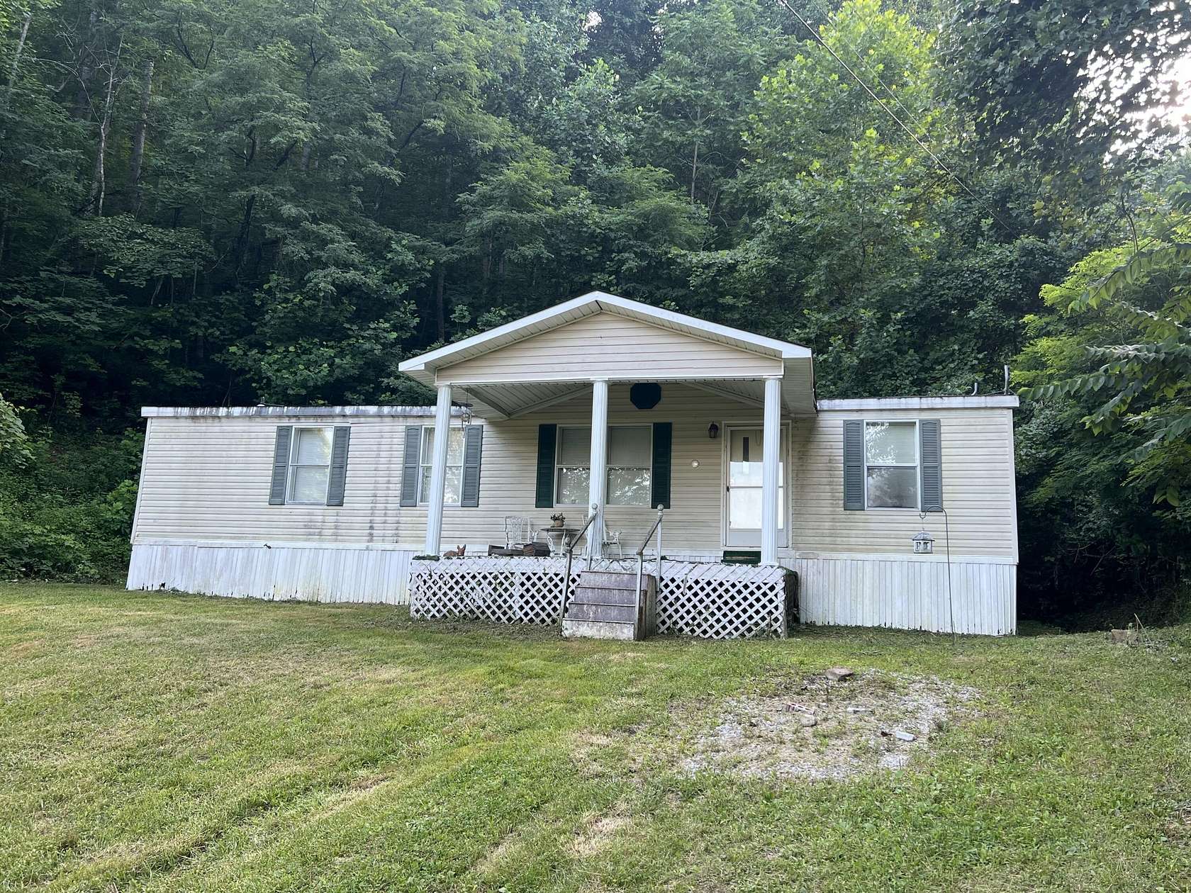 15 Acres of Land with Home for Sale in Girdler, Kentucky