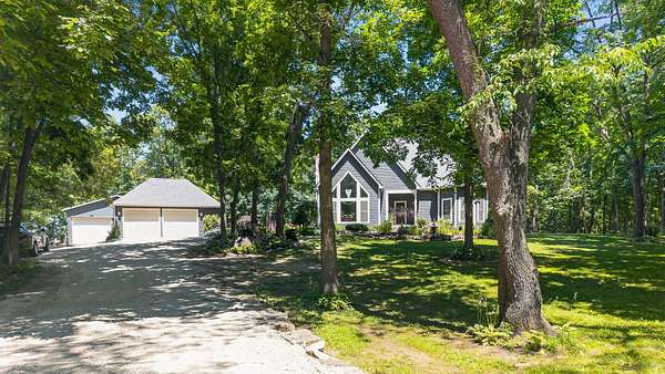2.42 Acres of Land with Home for Sale in Richmond, Illinois