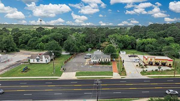 1.72 Acres of Commercial Land for Sale in Nacogdoches, Texas