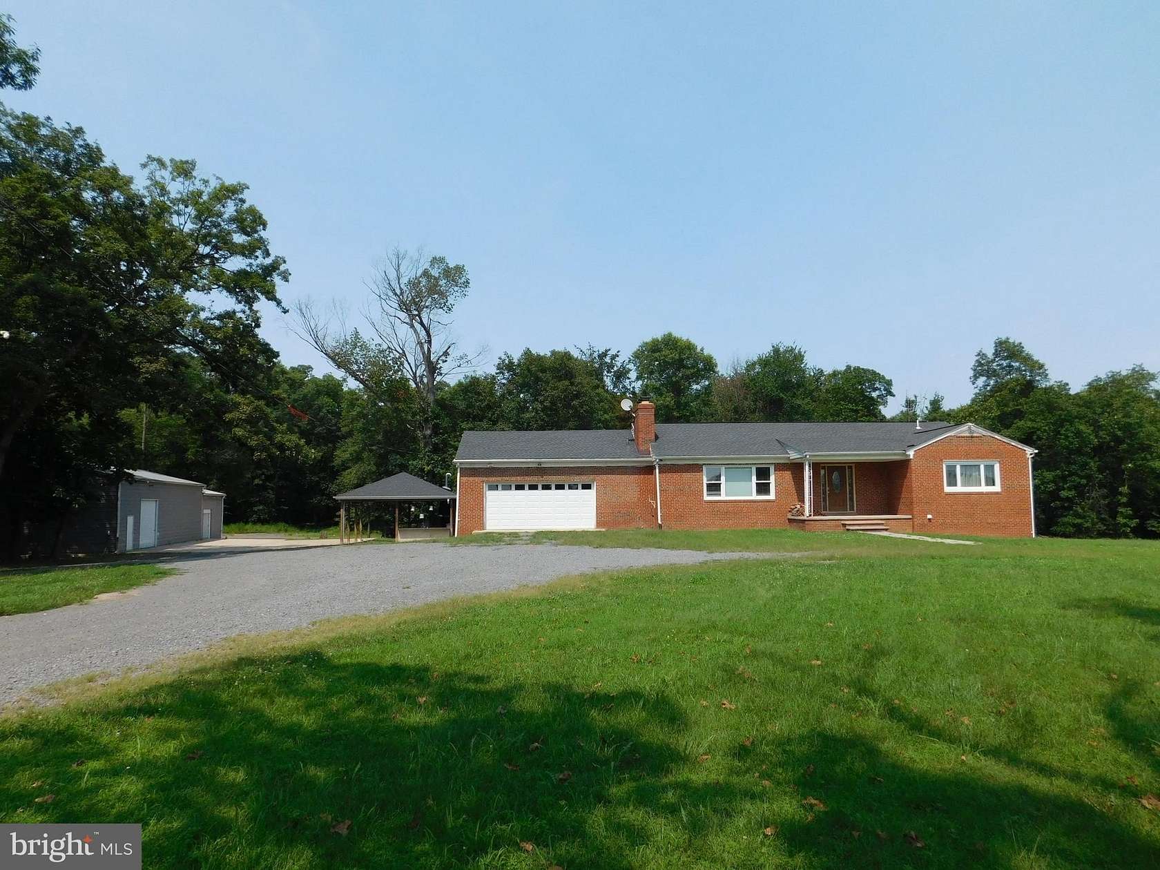 5 Acres of Land with Home for Lease in Leesburg, Virginia