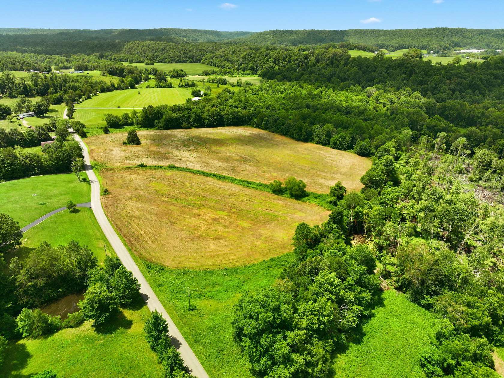 153 Acres of Land for Sale in Dunnville, Kentucky