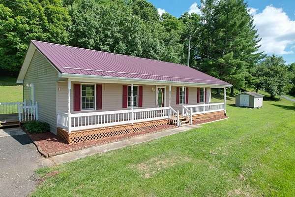 1.8 Acres of Land with Home for Sale in Woodlawn, Virginia