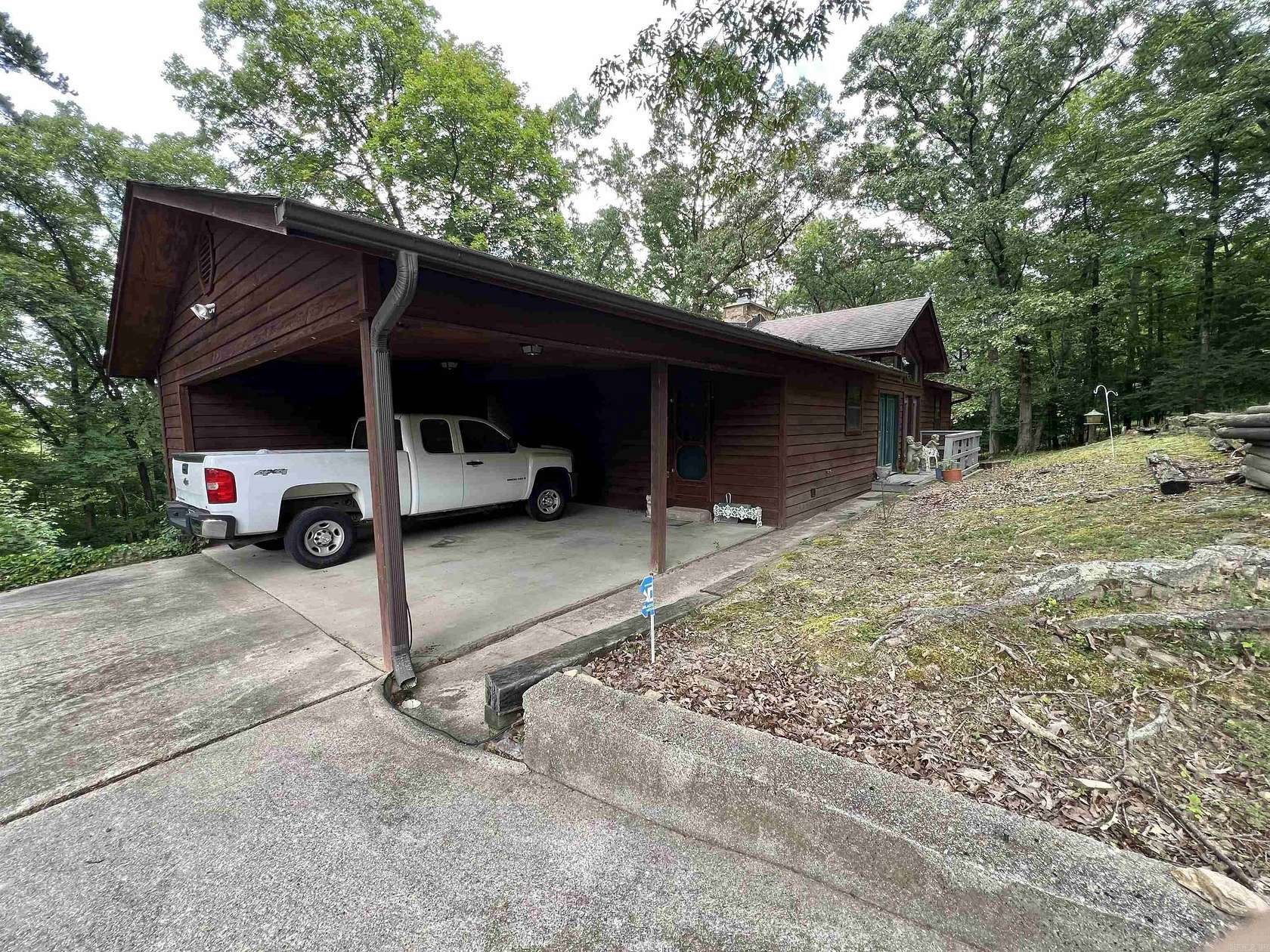 1.57 Acres of Land with Home for Sale in Glenwood, Arkansas