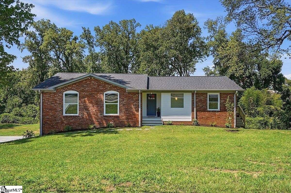 2.16 Acres of Land with Home for Sale in Greenville, South Carolina