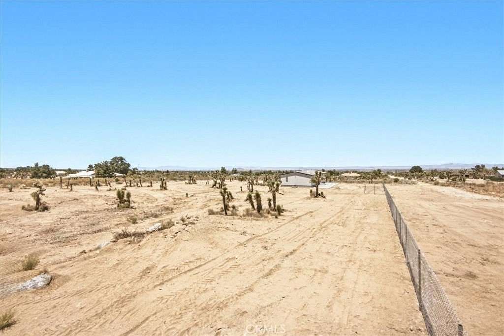 2.28 Acres of Land with Home for Sale in Piñon Hills, California
