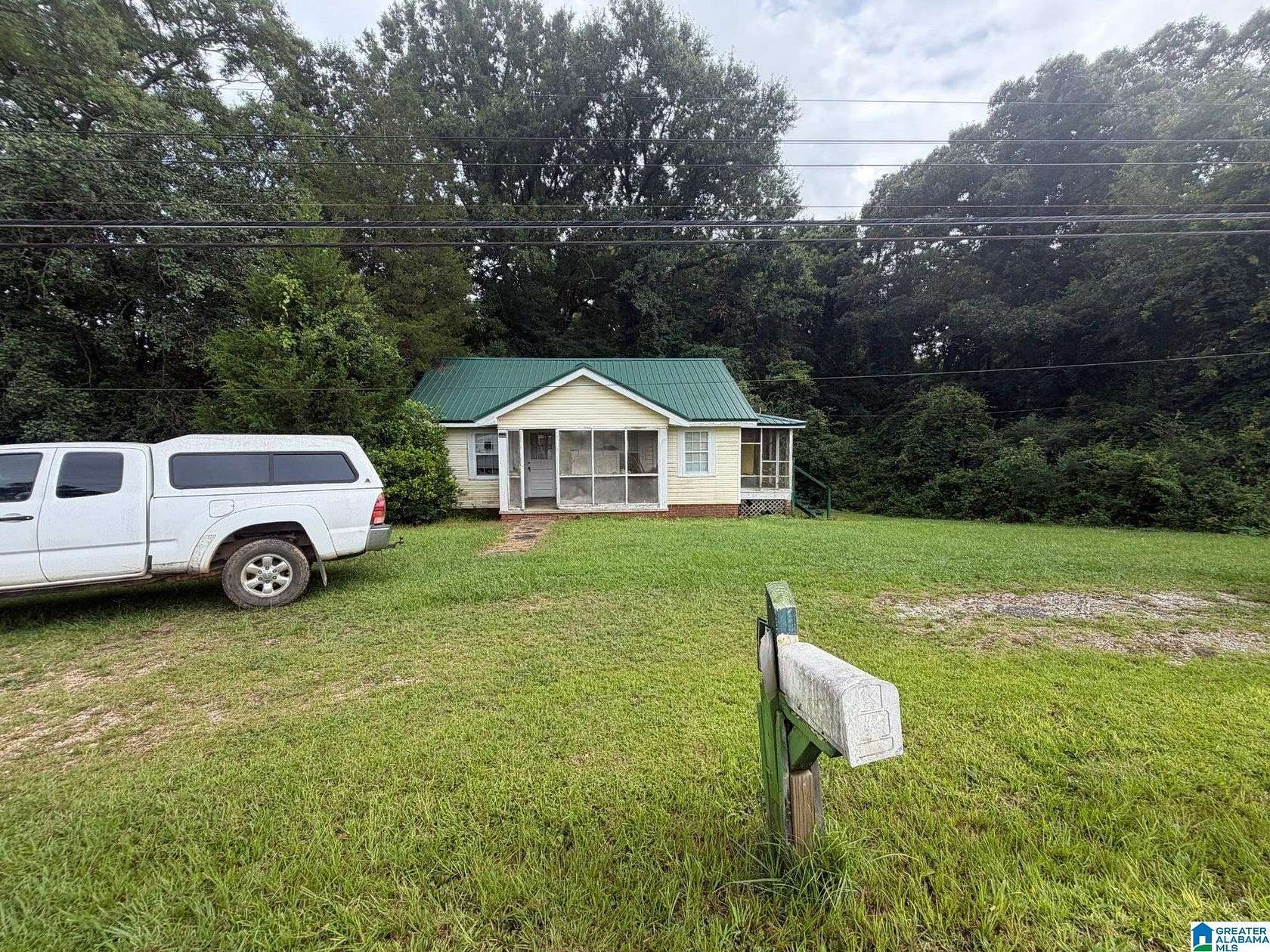 2.5 Acres of Land with Home for Sale in Sylacauga, Alabama