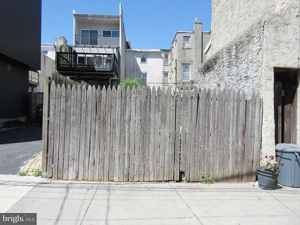 0.02 Acres of Residential Land for Sale in Philadelphia, Pennsylvania
