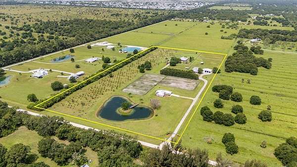 18.1 Acres of Land with Home for Sale in Vero Beach, Florida