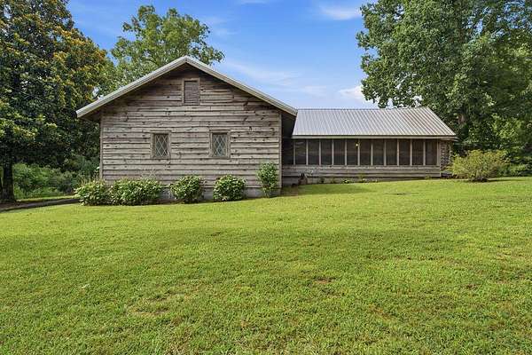 6.15 Acres of Land with Home for Sale in LaFayette, Georgia