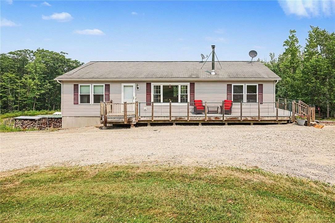 28.9 Acres of Land with Home for Sale in Honeoye, New York