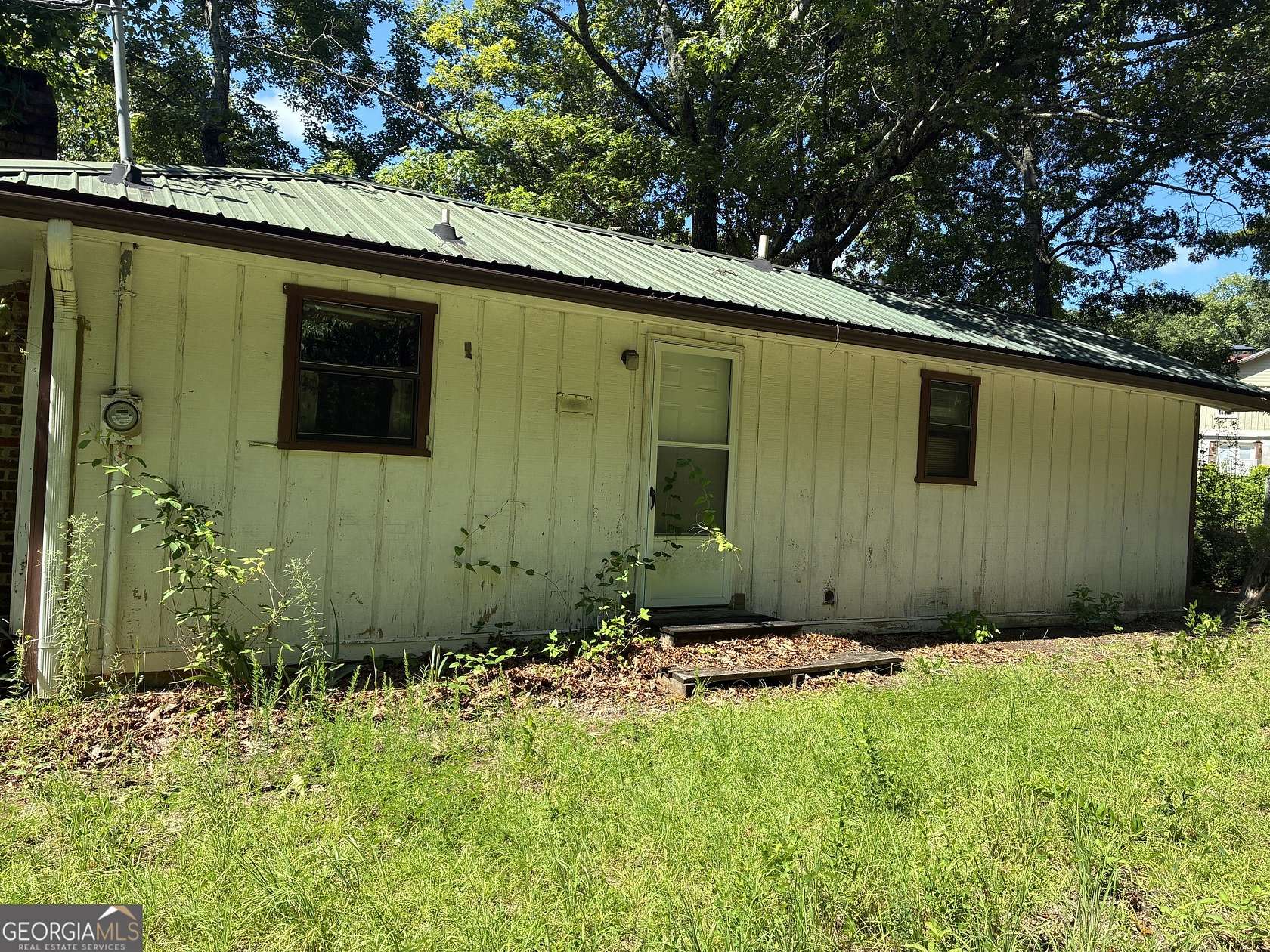2.48 Acres of Land with Home for Sale in Tallulah Falls, Georgia