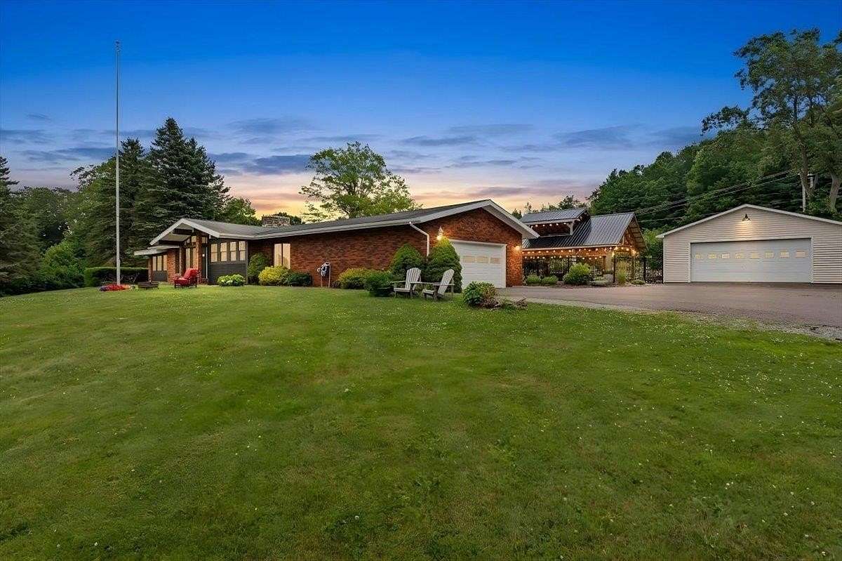 2.15 Acres of Land with Home for Sale in St. Albans Town, Vermont