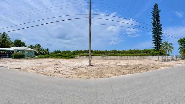 0.28 Acres of Residential Land for Sale in Plantation Key, Florida