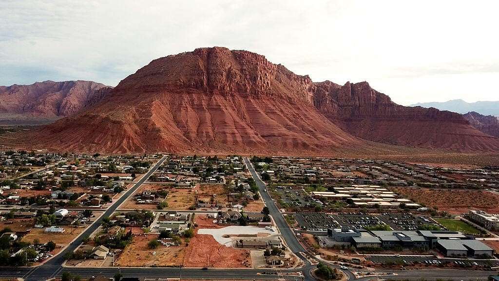 1.8 Acres of Commercial Land for Lease in Ivins, Utah