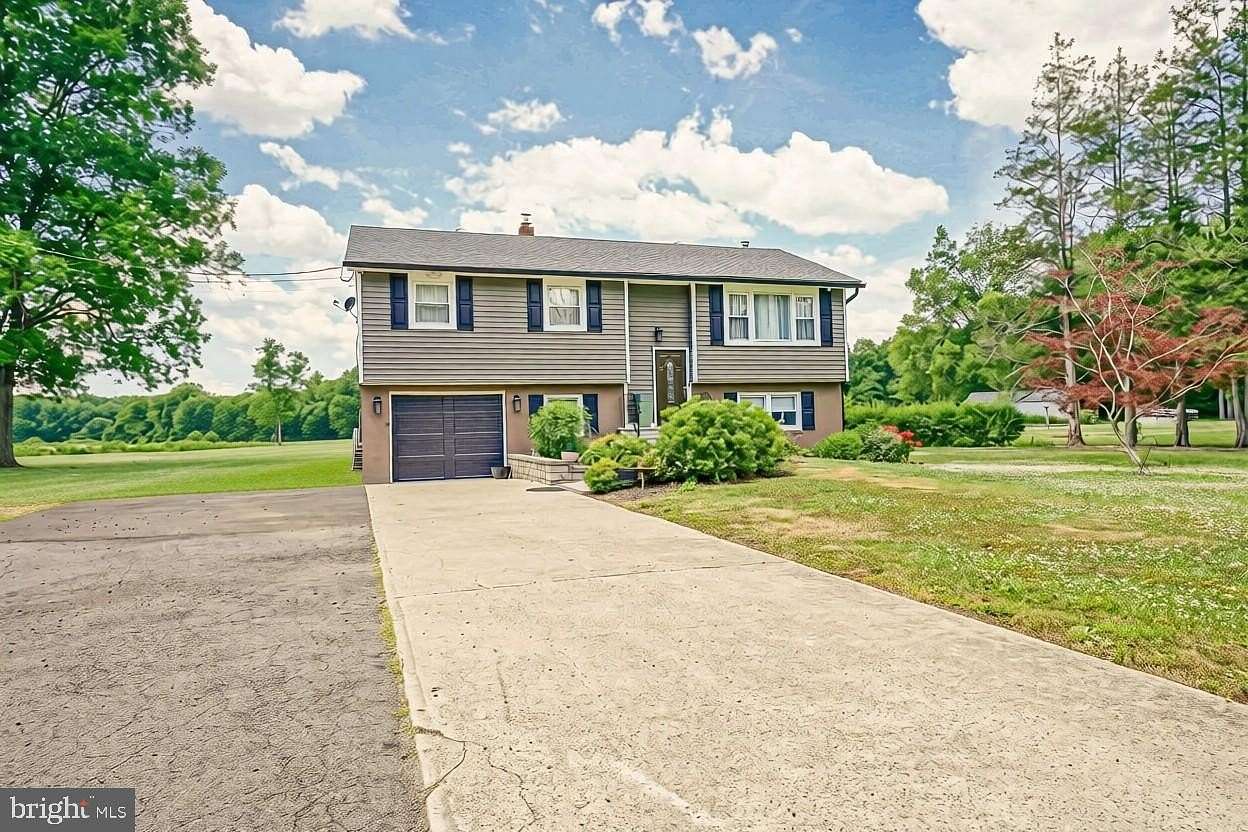 1.5 Acres of Land with Home for Sale in Eastampton Township, New Jersey