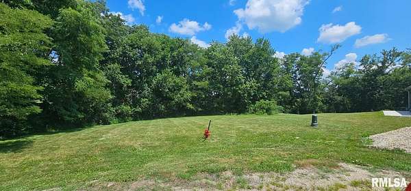 0.83 Acres of Residential Land for Sale in Williamsfield, Illinois