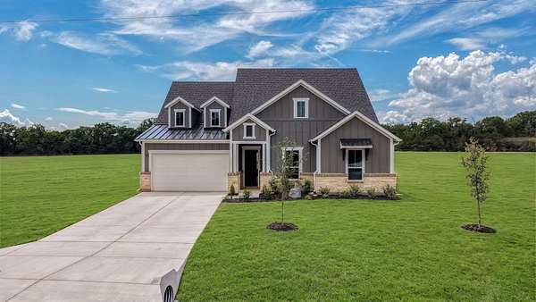 2 Acres of Land with Home for Sale in Weatherford, Texas