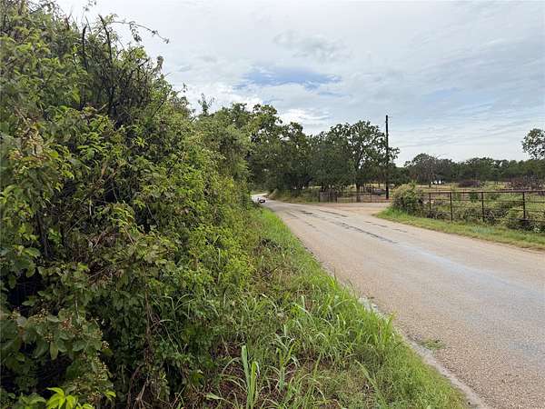 9.45 Acres of Residential Land for Sale in Paradise, Texas