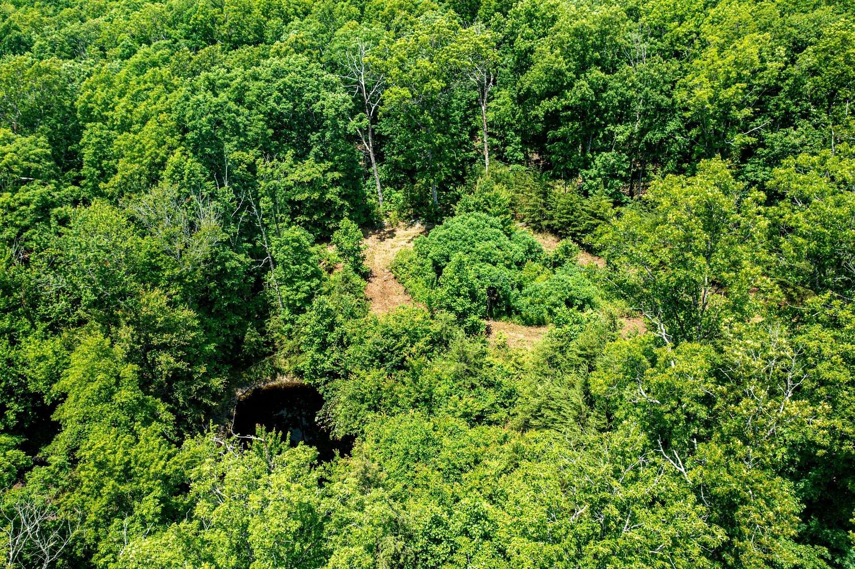 0.82 Acres of Residential Land for Sale in Pikeville, Tennessee