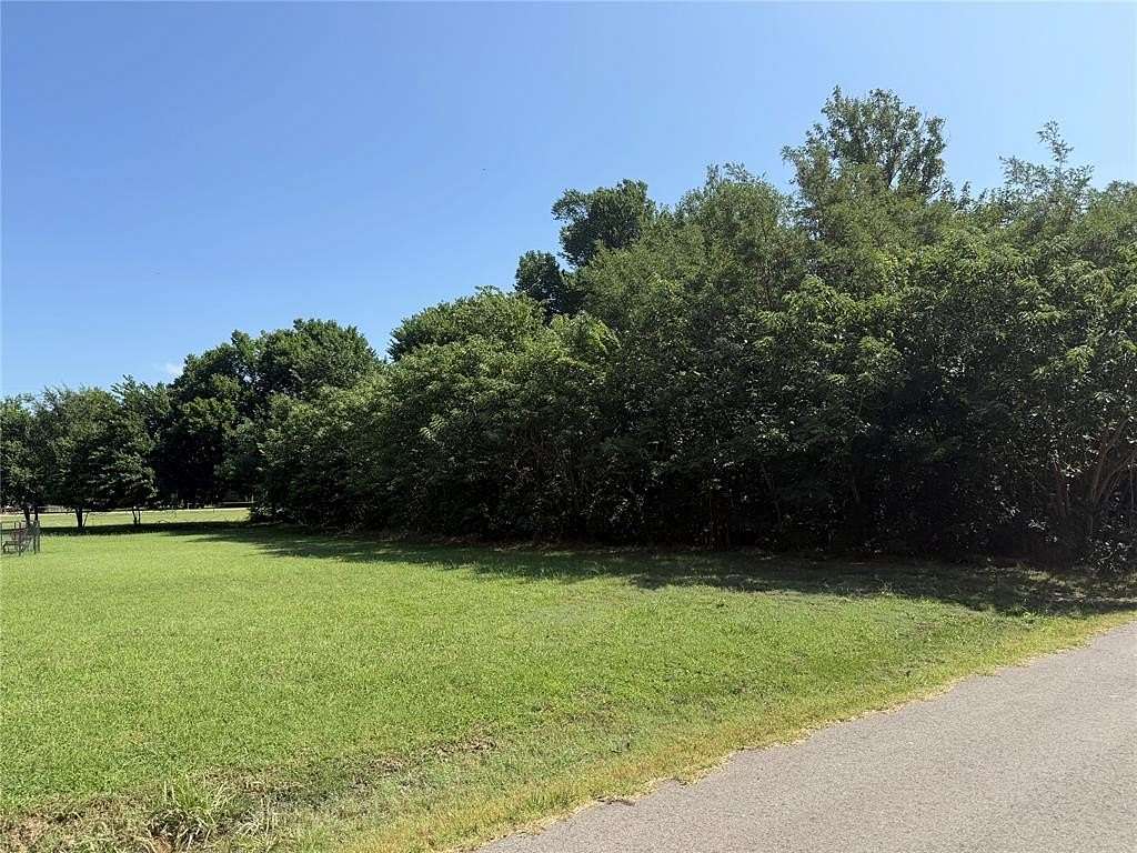 0.16 Acres of Residential Land for Sale in Crescent, Oklahoma