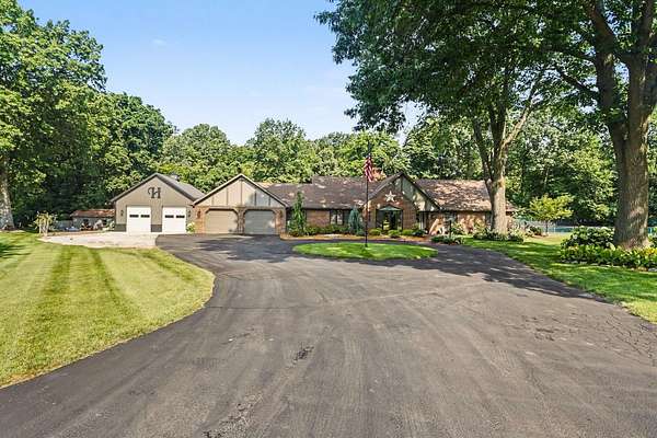 3.24 Acres of Land with Home for Sale in St. Joseph, Michigan