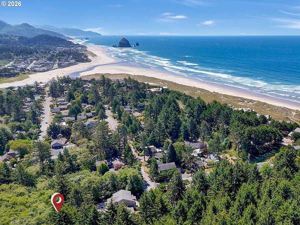 0.23 Acres of Residential Land for Sale in Cannon Beach, Oregon