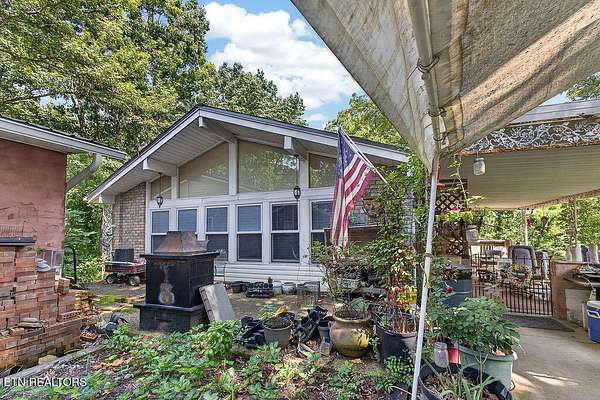 4.33 Acres of Land with Home for Sale in Knoxville, Tennessee