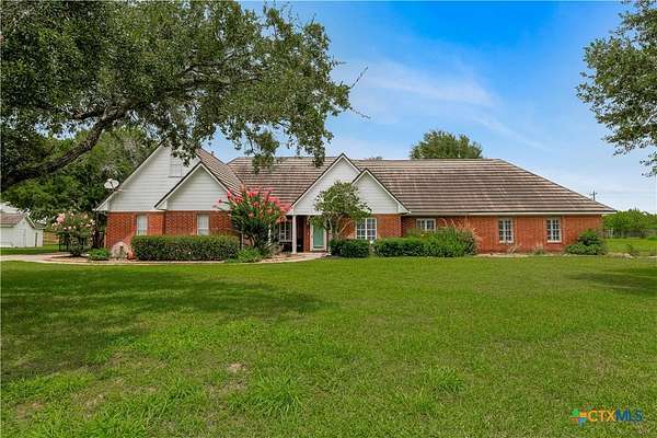 1.6 Acres of Land with Home for Sale in Victoria, Texas