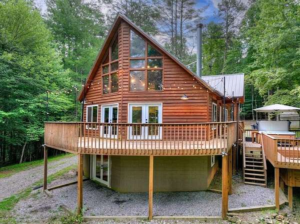 2.77 Acres of Land with Home for Sale in Mineral Bluff, Georgia