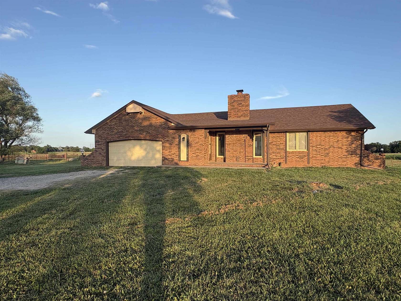 20.1 Acres of Agricultural Land with Home for Sale in Augusta, Kansas