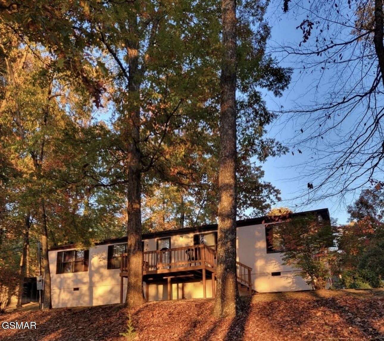 1.72 Acres of Land with Home for Sale in Clinton, Tennessee