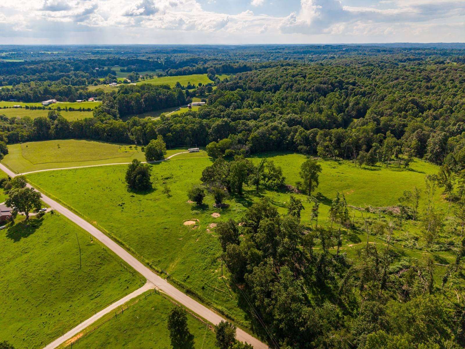 23 Acres of Agricultural & Residential Land for Sale in Cookeville, Tennessee