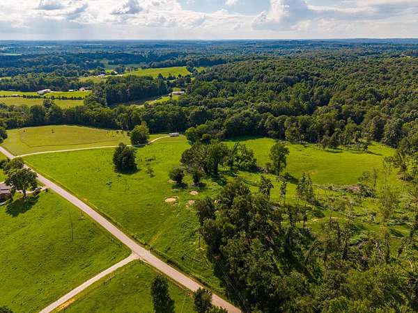23 Acres of Agricultural & Residential Land for Sale in Cookeville, Tennessee
