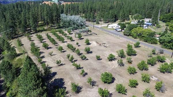 1.2 Acres of Residential Land for Sale in Kettle Falls, Washington