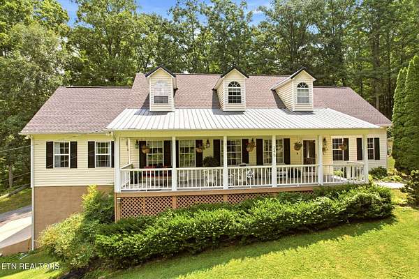 3.29 Acres of Land with Home for Sale in Luttrell, Tennessee