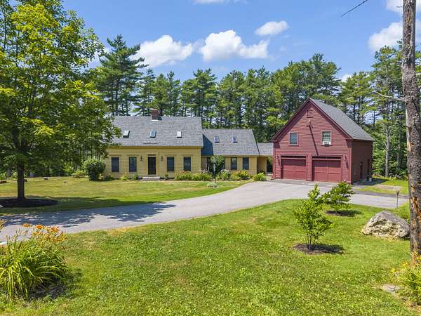1.64 Acres of Land with Home for Sale in Brunswick, Maine