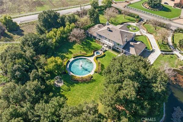 5 Acres of Land with Home for Sale in Murrieta, California