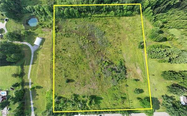 10 Acres of Land for Sale in North Lima, Ohio