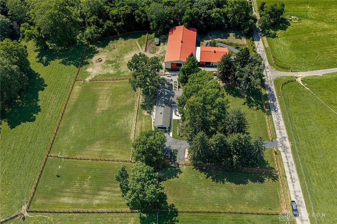 5 Acres of Land with Home for Sale in Sugarcreek Township, Ohio