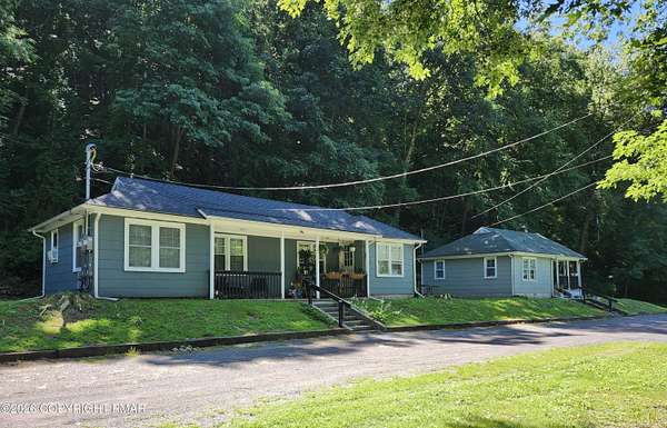 6.75 Acres of Land with Home for Sale in Effort, Pennsylvania