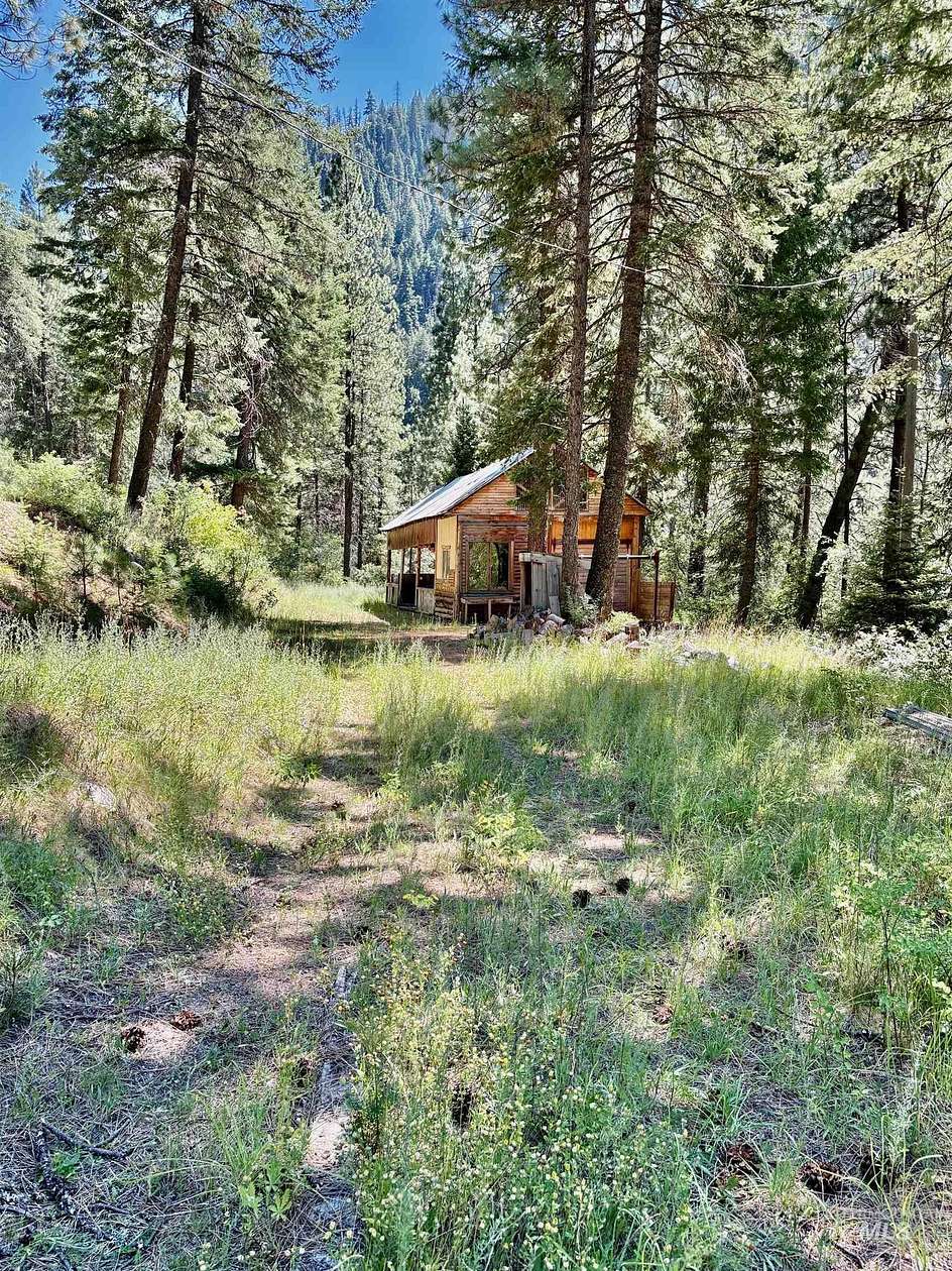 1.1 Acres of Land for Sale in Riggins, Idaho