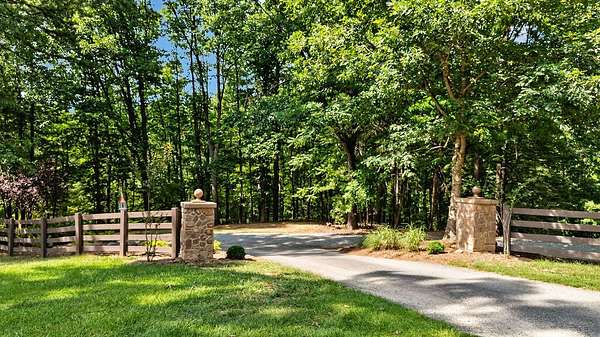 5.2 Acres of Land with Home for Sale in Glasgow, Virginia